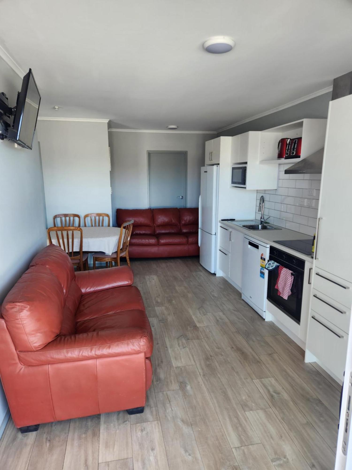 Raglan By The Sea - 2 Bedroom Apartment מראה חיצוני תמונה
